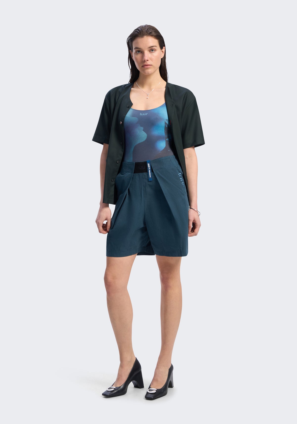 Computer is OFF Adjustable Pleated Shorts